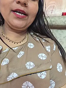 MOM-SUN-COUPLE live cam
