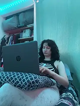 Nina-Chick777 live cam