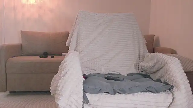 Yuriko_May webcam