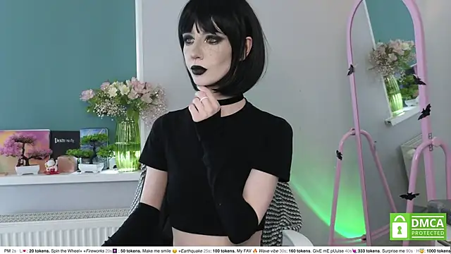 sweetuniporn webcam