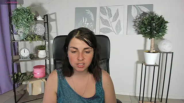 MartaEdams live cam