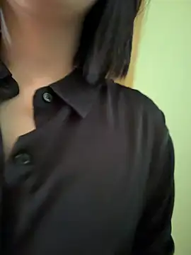 YourLittleDevil webcam