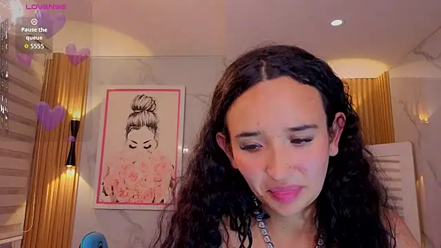 bella_vibess_s webcam
