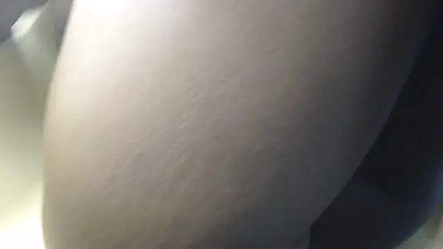 titlyimilato webcam