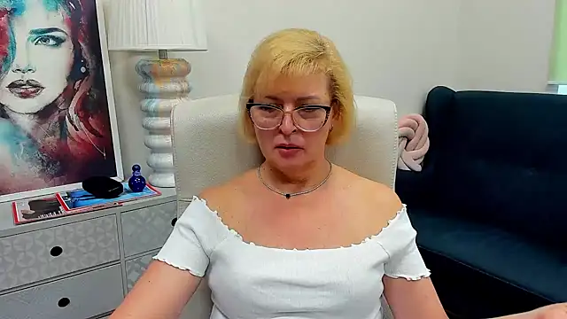 luna_xfantasy webcam