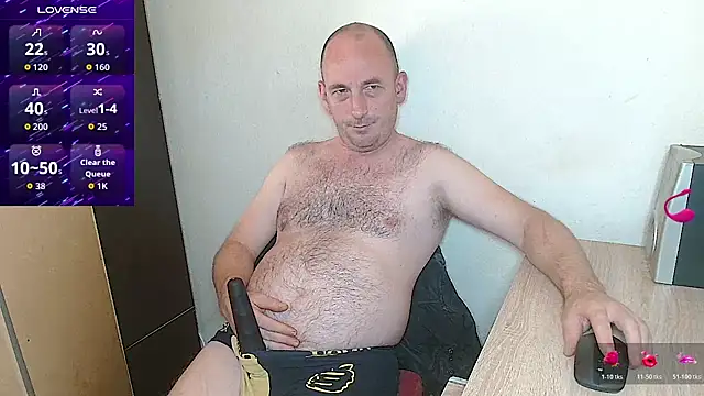 Johan___Barker live cam on StripChat