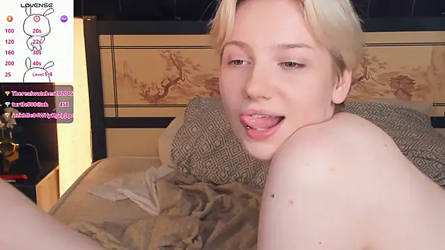 MaeEversley's Live Sex Cam Show
