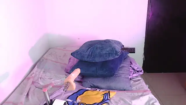 lucky_stricke live sex cam