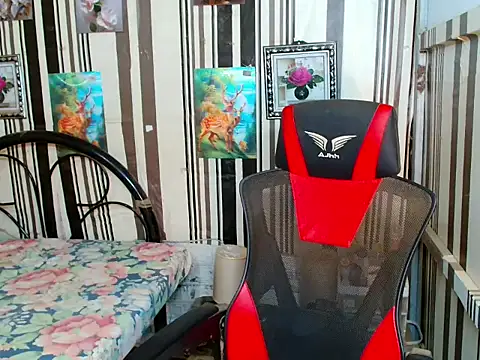 TsyummyCock4u webcam