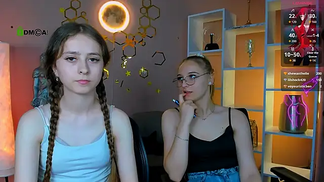 rebecca_smile webcam