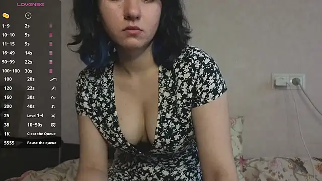 MiaLovelyOne webcam