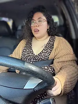 CurlyMilf_Vannexxxa webcam