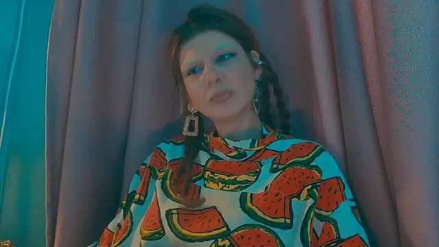 VivienDarkbloom webcam