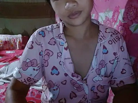 Itsme_Foxy_Shantale webcam