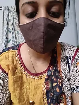 Tamil_shalini live cam on StripChat