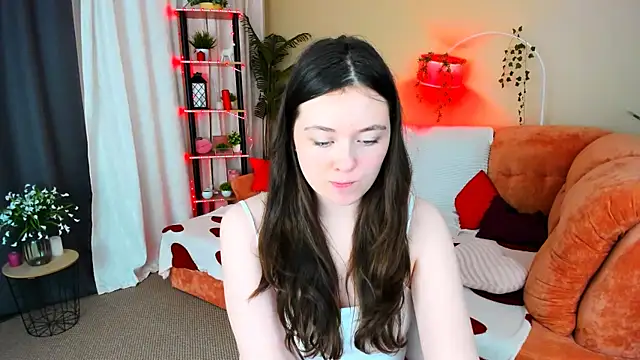 AlluringLookk webcam