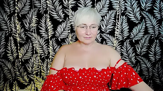 Olivia_playful webcam