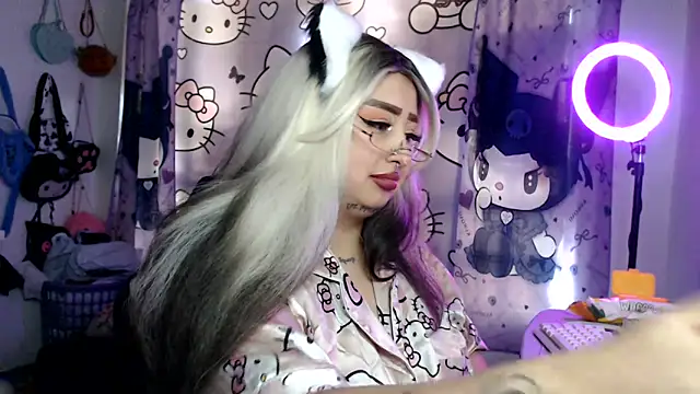 lussyevans24 webcam