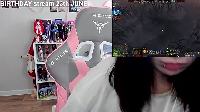 MollysLand webcam