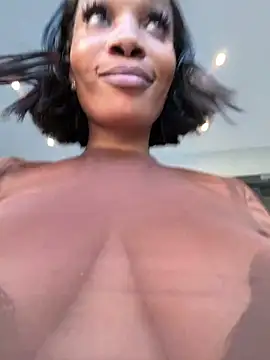 ___Nessa live cam