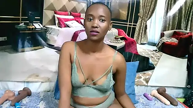 EbonyOlive69