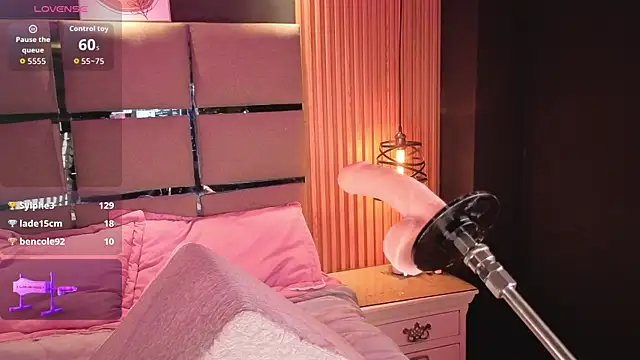 MiaTorres4 webcam