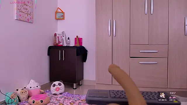 Watch im_natalia live on EroticFlix - High definition streams