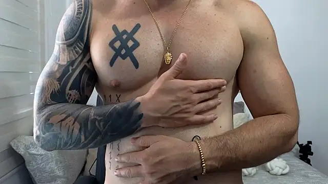 Isaac_Carter webcam
