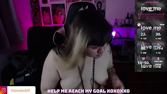 Bdsm_and_fries webcam