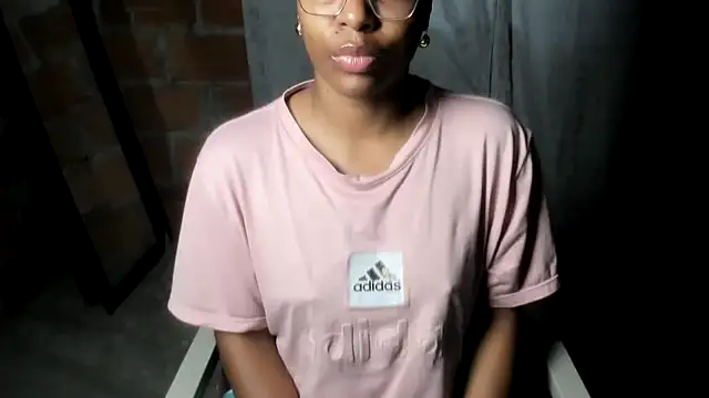 thaimy_ webcam