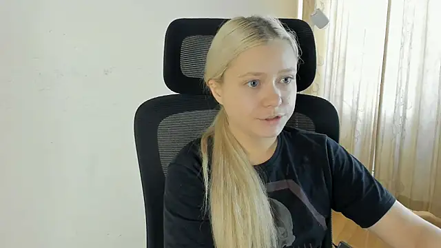 MidnightPoise webcam