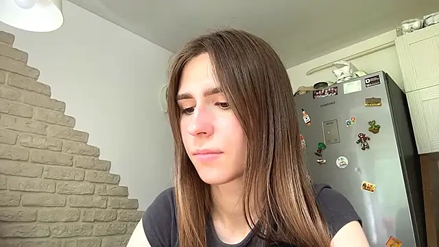 ZaraGuyette webcam