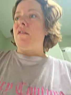 julimonroe webcam
