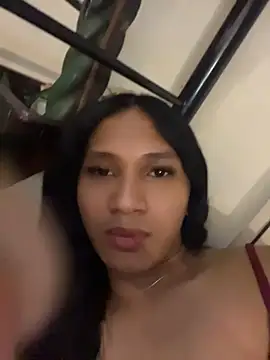 slutty_aki webcam