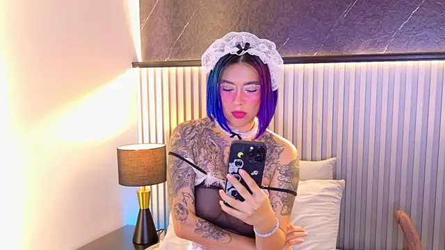 Watch annie_hawk live on EroticFlix - High definition streams