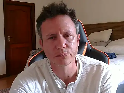 TroyDieselXXX webcam