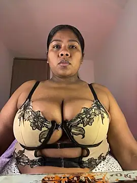 paola091 webcam