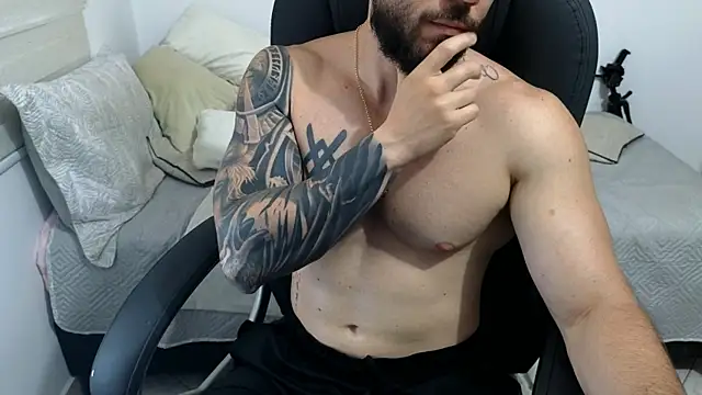 Isaac_Carter webcam