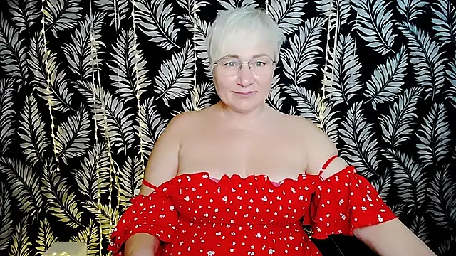Olivia_playful webcam