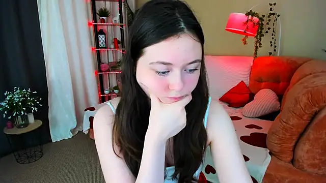 AlluringLookk webcam
