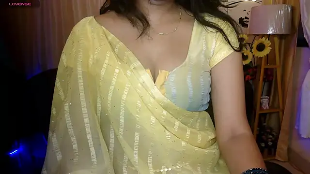 Sundari_apsara webcam