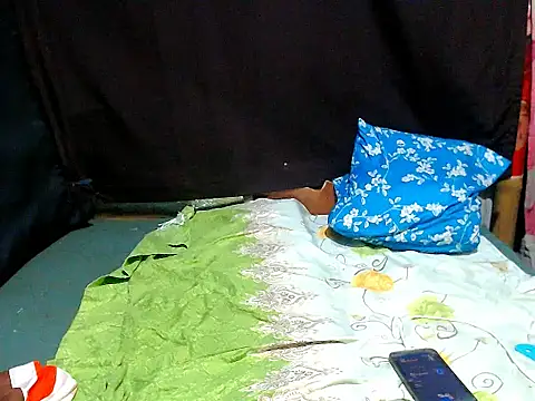 AwesomeMistress_Bigcock webcam