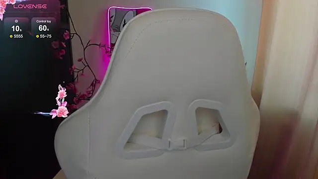Watch AudreyyKim live on EroticFlix - High definition streams