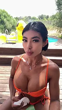 kalabeckett_ (F young) - Kiss me 💋