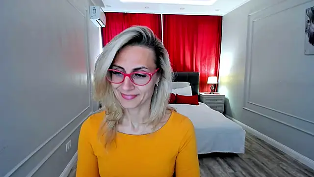 Watch MuseOfStage live on EroticFlix - High definition streams