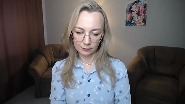 Ava_Elior webcam