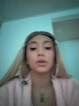 Ariana_bb webcam