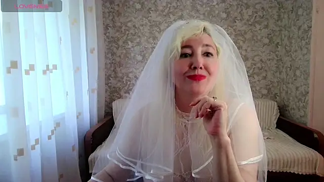 LadyKriss webcam