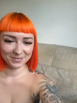 ScarletVixenLive webcam