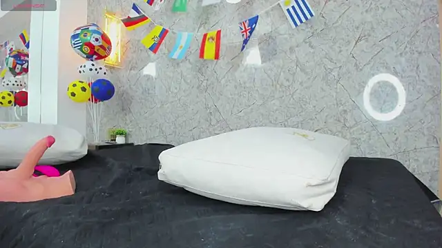 linda_cooper_ webcam